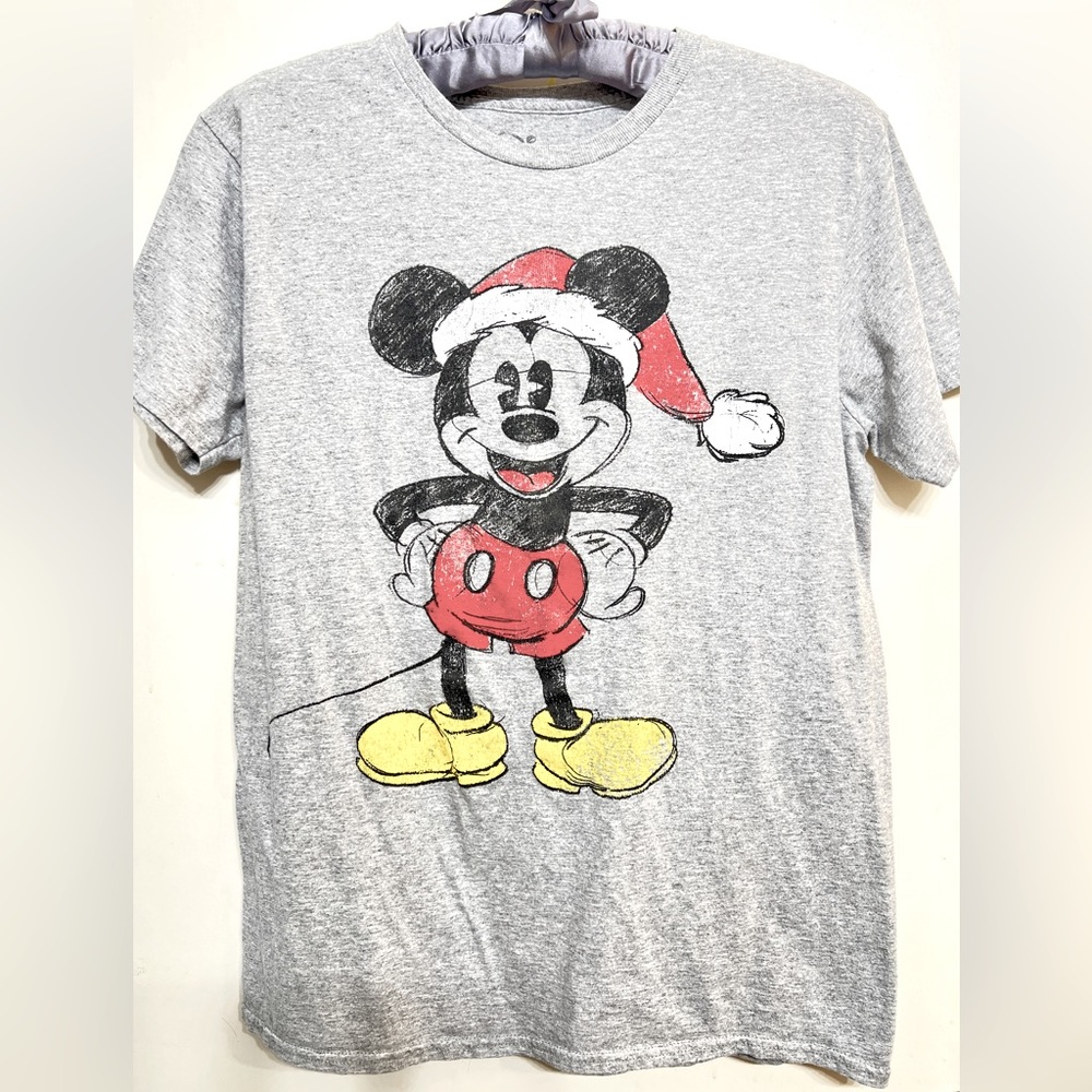 Mickey Mouse with Santa hat distressed style t-shirt, adult unisex size small